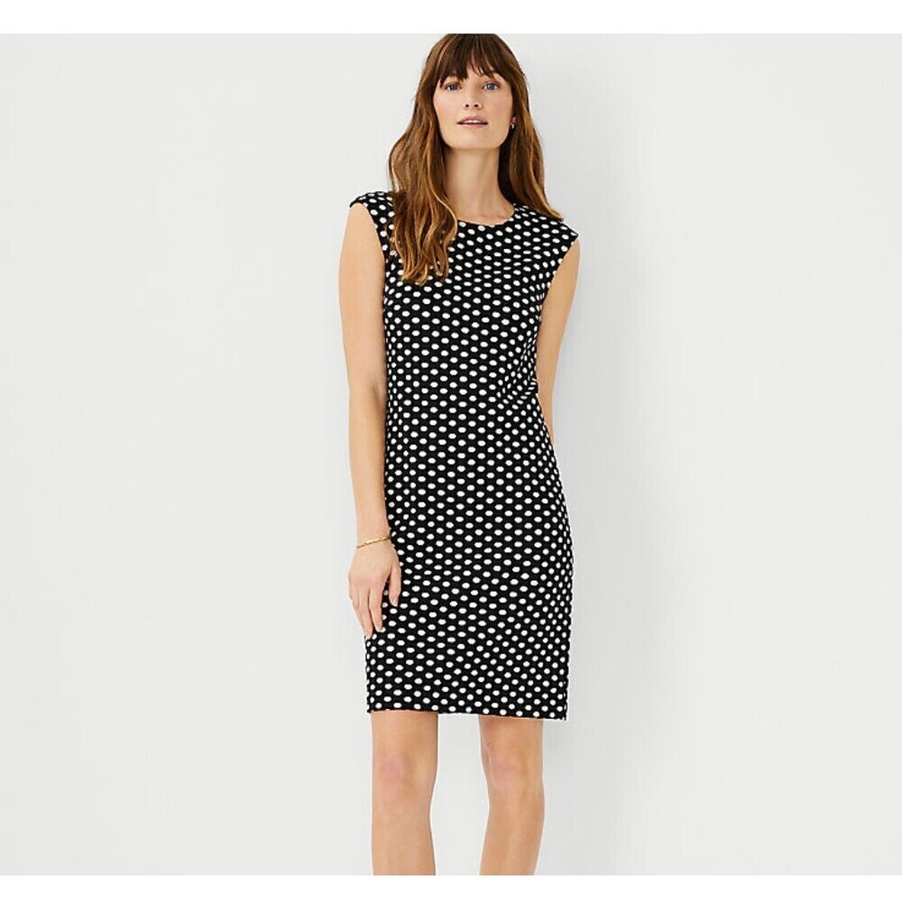 Calvin Klein dress Geometric Sheath Black White Stretch Sleeveless gold zipper 8